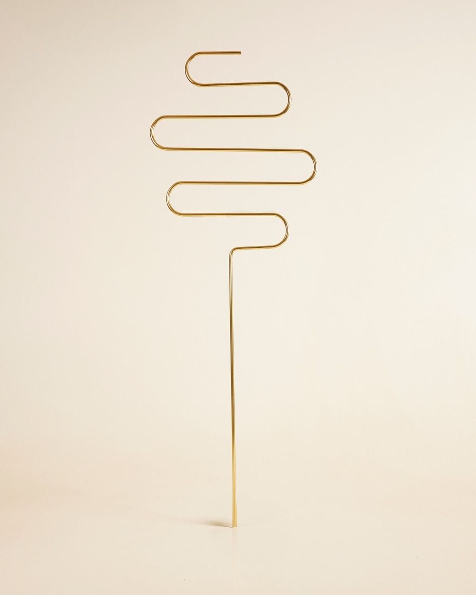 Squiggle Plantstake Brass