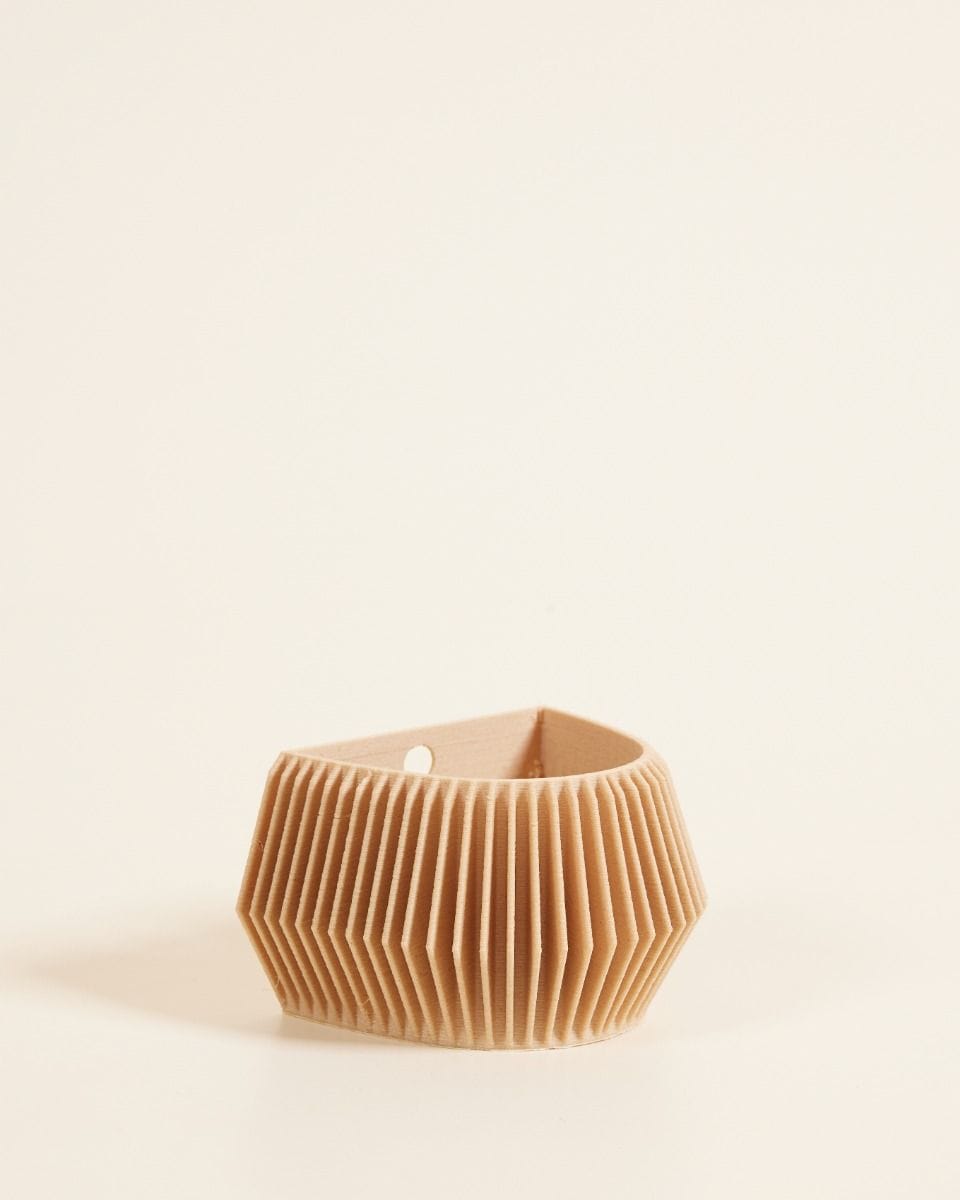 Baby Robin Wood Hanging Pot Van de Mortel x Plantmama_mania